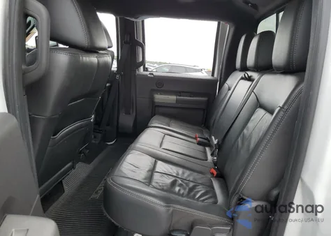 2011 Ford F350 Super Duty z USA, uszkodzony, nr VIN 1FT8W3CT1BEC66822